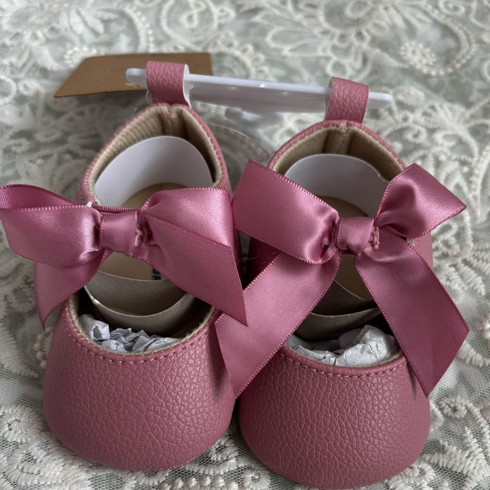 3-6MONTHS Lucky Brand shoes